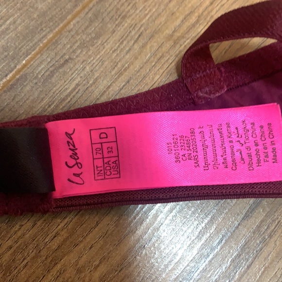 Like New LaSenza Lightly Lined Bra - Picture 3 of 3